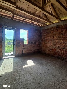 De vanzare casa noua la 5 minute de Roman, teren de 500mp 72900 euro