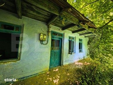 Casa batraneasca, 60 mp, teren intravilan 1.300 mp, zona Exterior Sud