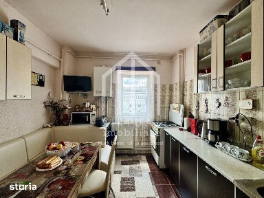 Apartament cu 2 camere, 43mp utili + balcon, etaj 4/8, bloc cu lift