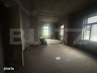 Casa de vanzare, 4 camere, 204 mp, 574 mp teren - Simleu Silvaniei