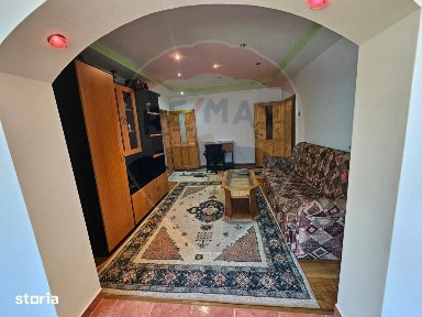 Apartament cu 2 camere de inchiriat, str. Prieteniei, parter cu terasă