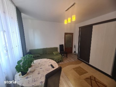 Apartament deosebit,etaj 1,curte,garaj, renovat integral,comision 0%