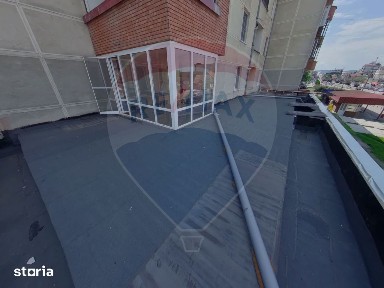 Apartament 3 camere, blocul M.A.I, terasă 80 MP!