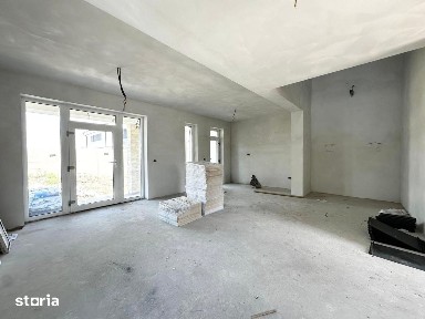 Duplex cu 4 camere separat prin spatiu tehnic- Mosnita Noua