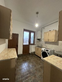 Apartament 3 camere Cetate str Closca