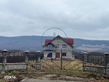 Casa Individuala, 230 mp, 2900 mp teren