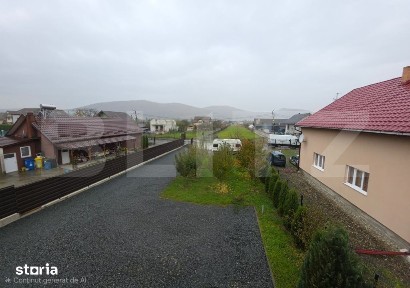 Casa complet mobilata si utilata, garaj dublu, curte spatioasa (Sarata