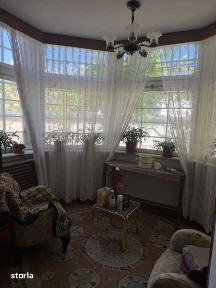 Casa + teren de vanzare Militari