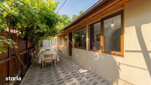 Casa 3 camere | 2 min Metrou Laminorului | Teren 241 mp | Renovata com