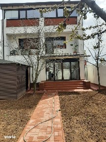Casă individuală P+2 cu teren 800 mp, garaj, atelier si foișor