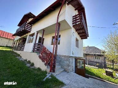 Casă de vânzare în Belis