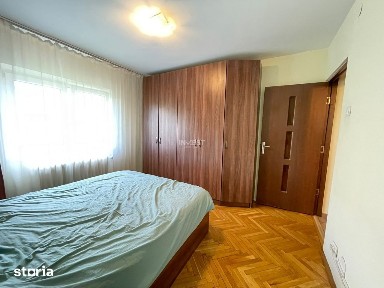 Apartament 3 camere, decomandat, zona Arcu - Scoala Stefan Barsanescu