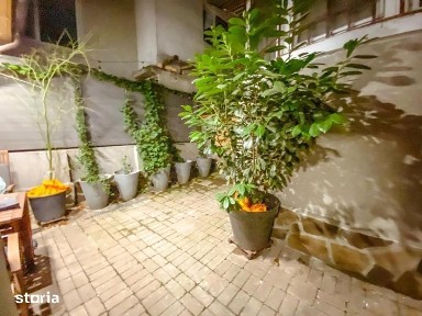 Inchiriere garsoniera imobil independent 30mp foisor curte Cotroceni