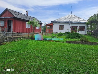 Casa cu teren in Malini