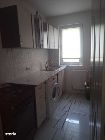 Închiriez apartament