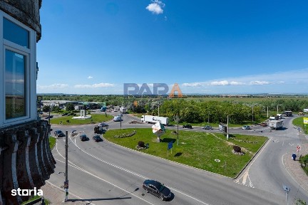 Apartament cu 4 camere, 88 mp (2 băi, 2 balcoane)