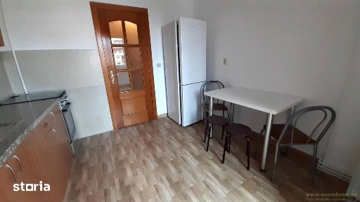 Garsoniera intima si economica, etaj intermediar - zona Craiter