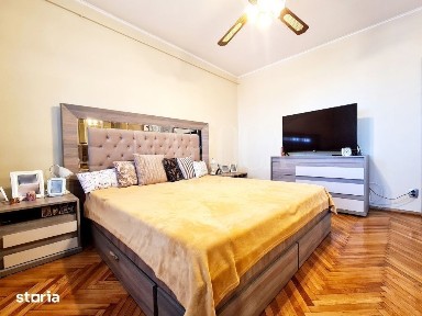 Apartament 3 camere de vanzare in Centru Oradea, Oradea