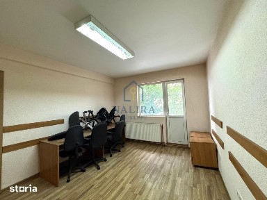 Vanzare apartament 2 camere - Piata Revolutiei - etaj 1