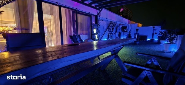 Penthouse premium 250 mp cu terasa si teren de fotbal privat Zona Roma