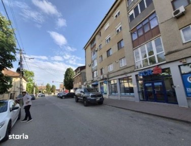 Apartament loc. c. Chisineu-Cris, jud. Arad
