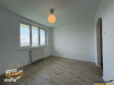 FILM &Tur 3D! Apartament cu 2 camere, decomandat, Simeria, Sfantu Gheo