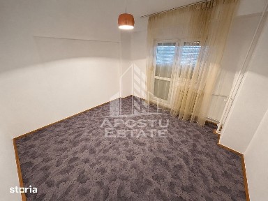 Apartament 2 camere, decomandate, etaj 5/6, garaj subteran, Aradului.