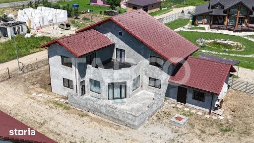 Casa individuala 5 camere 3 bai garaj 497 m teren liber Sat Sercaia