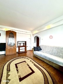 SE VINDE Apartament cu 3 camere semidecomandat, Etaj 3, Falticeni, SV