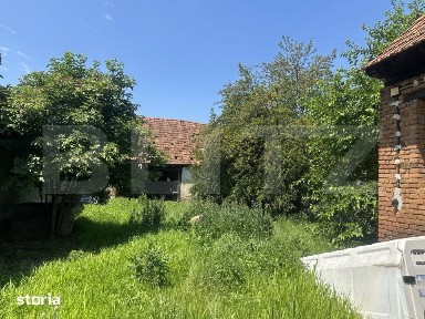Casa la rosu, 100 mp, 1200mp teren, zona Vinerea - Cugir