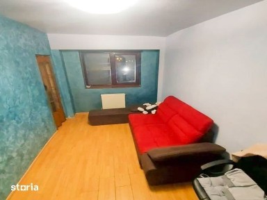 Apartament patru camere - etaj 3/4 - 98 mp - Școala nr. 10