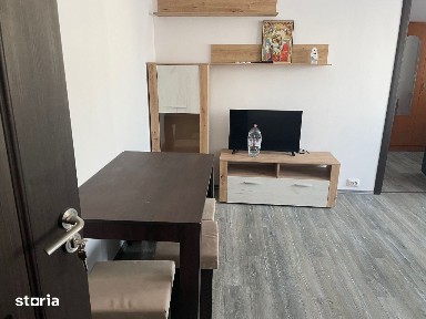 Vest (Cosminele),apart 3 cam de inchiriat
