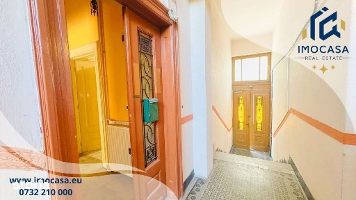 De vânzare potențial apartament ultracentral Arad