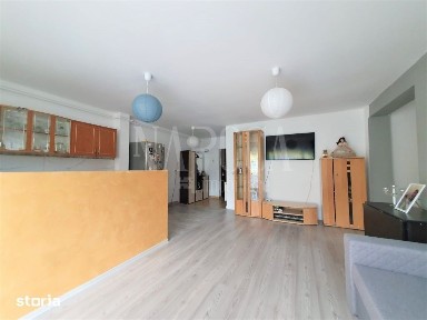 Apartament 2 camere de vanzare in Floresti