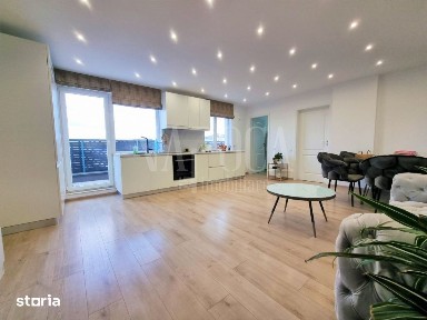 Apartament 3 camere de vanzare in Floresti