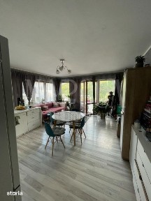 Apartament 3 camere de vanzare in Floresti