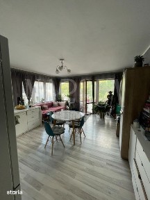 Apartament 3 camere de vanzare in Floresti