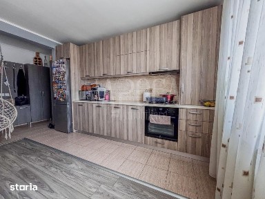 Apartament 2 camere de vanzare in Floresti