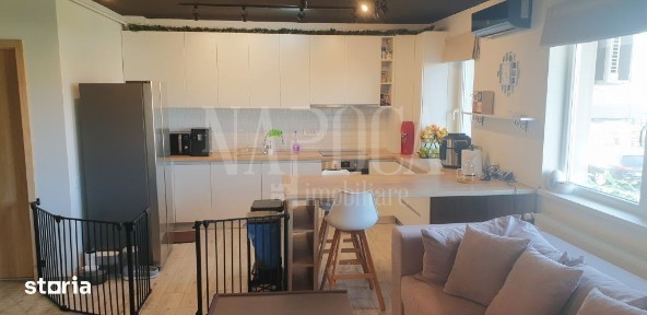 Apartament 3 camere de vanzare in Floresti
