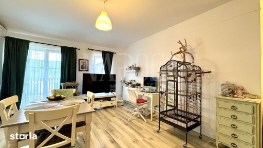 Apartament 2 camere de vanzare in Floresti