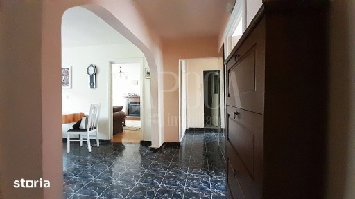 Apartament 4 camere de vanzare in Rogerius Oradea, Oradea