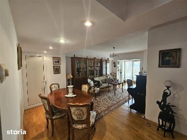 Apartament 4 camere - Hala Centrala