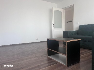 Decomandat! Inchiriere apartament cu 3 camere in Targoviste- micro 4!