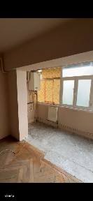 Vand apartament 4 camere vis a vis de Hanul Haiduciilor !