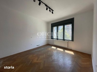 Vand apartament 4 camere in centrul Clujului