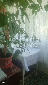 Apartament 2 camere, zona Scolii nr 7, 54 mp, decomandat