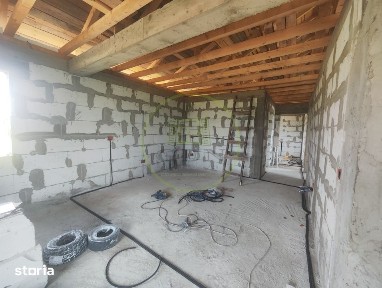 Casa 4 camere, teren 402 mp, localitatea Isalnita.