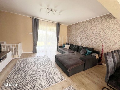 Casa 3 camere de vanzare in Cartierul Nou, Nojorid
