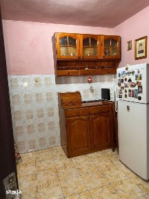 Etaj 1. Apartament 4 camere, confort 1 decomandat, zona Plantelor.