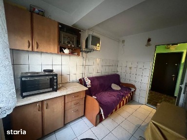 Garsoniera - Bazinul Olimpic - etaj- 3/4 - 34 mp - 35000 euro